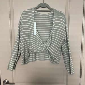 Knitted cropped sweater